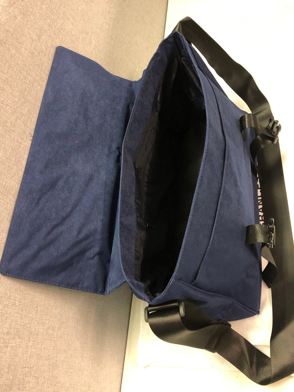 NEW Moschino Parfums Blue Satchel Travel / Work Weekend Shoulder Crossbody Bag