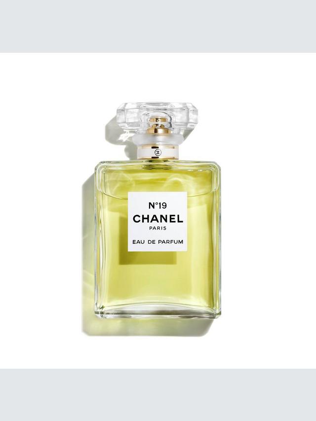 N°19 Eau de Parfum Spray