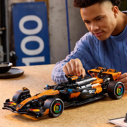 LEGO Technic McLaren Formula 1 Car 2025 Model - Model 42228 (18+ Years)