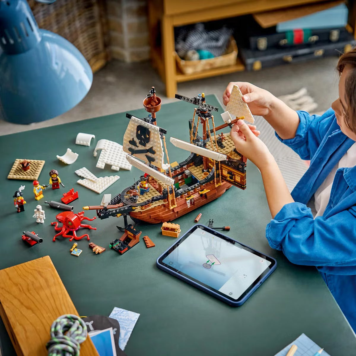 LEGO Creator 3-in-1 Iconic Pirate Ship - Model 31387 (9+ Years)
