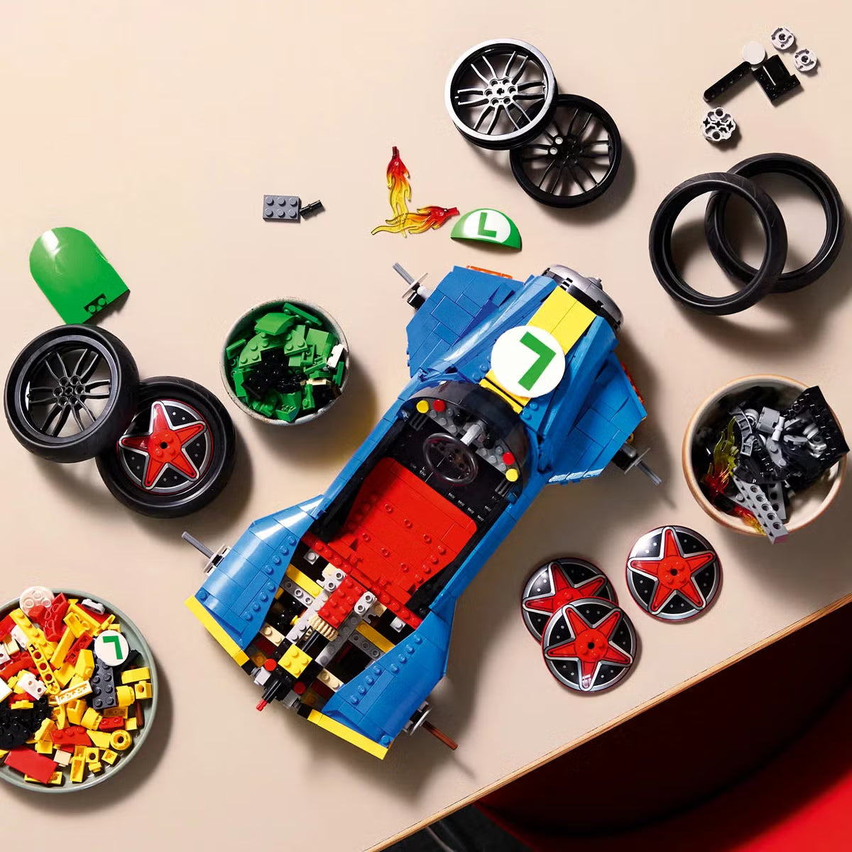 LEGO Super Mario Mario Kart - Luigi & Mach 8 - Model 72050 (18+ Years)