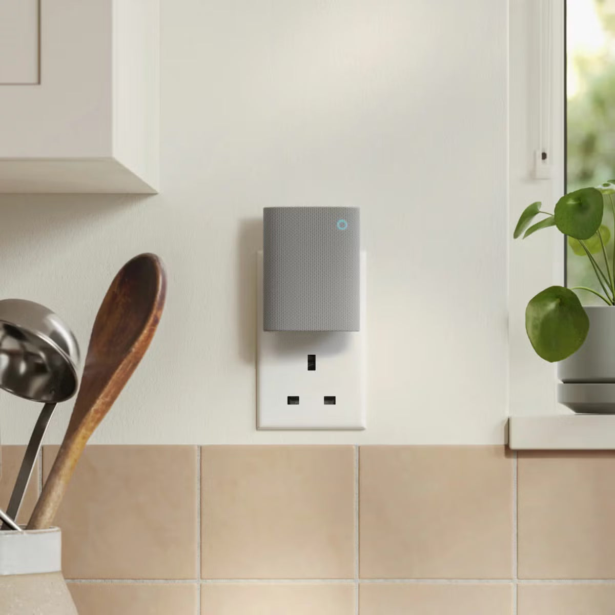 Ring Video Doorbell Plus (2nd Gen) with Chime (3rd Gen) and Additional Quick Release Battery