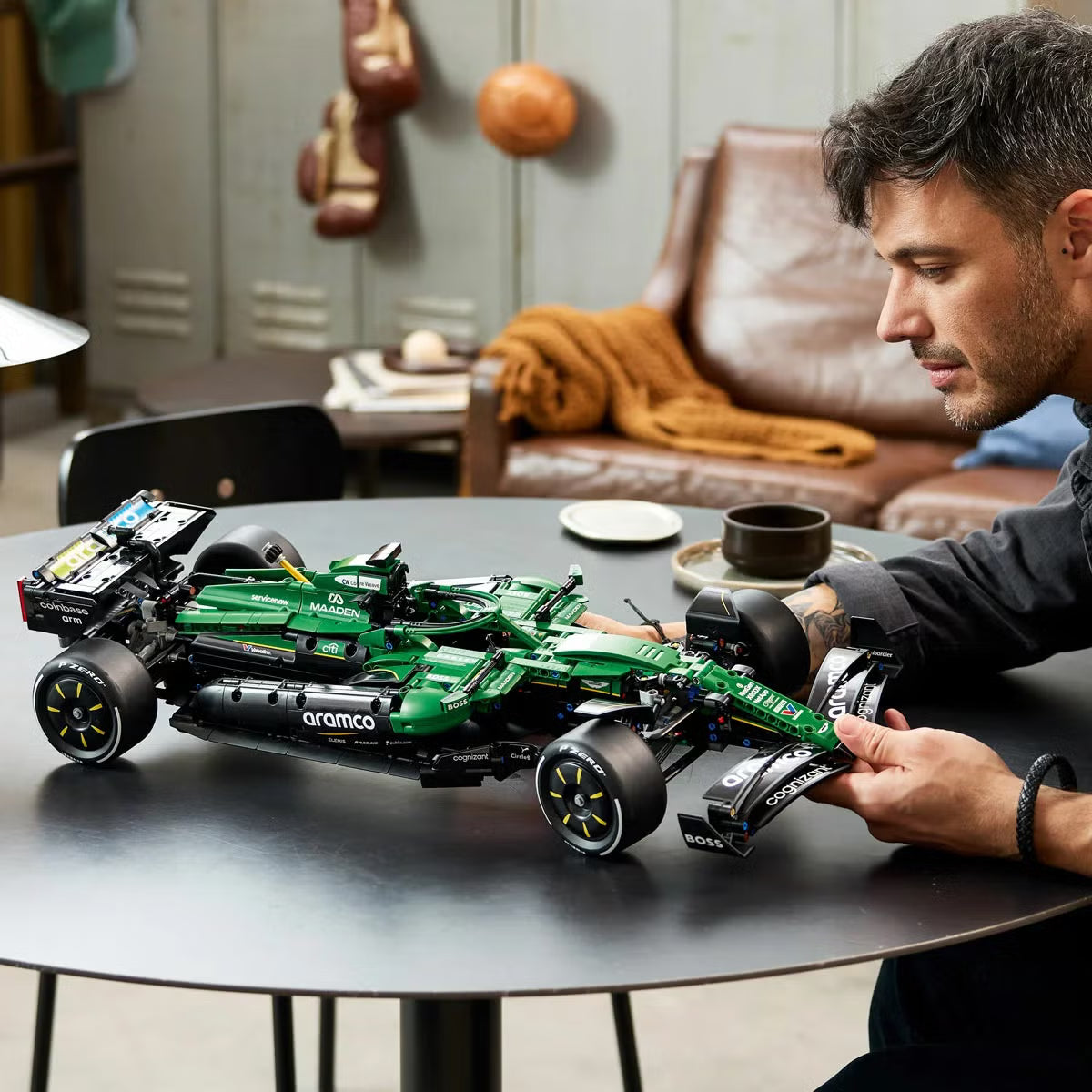 LEGO Technic Aston Martin Aramco AMR25 F1® Car - Model 42240 (18+ Years)