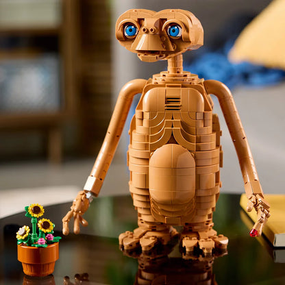 LEGO Ideas ET: The Extra-Terrestrial - Model 21370 (18+ Years)