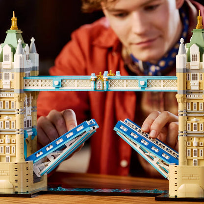 LEGO Architecture Tower Bridge - Model 21067 (18+ Years)