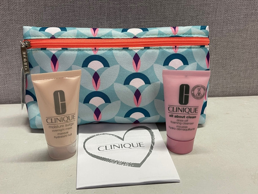 clinique gift set- Makeup bag & overnight mask 30ml / rinse off  Cleanser 30ml