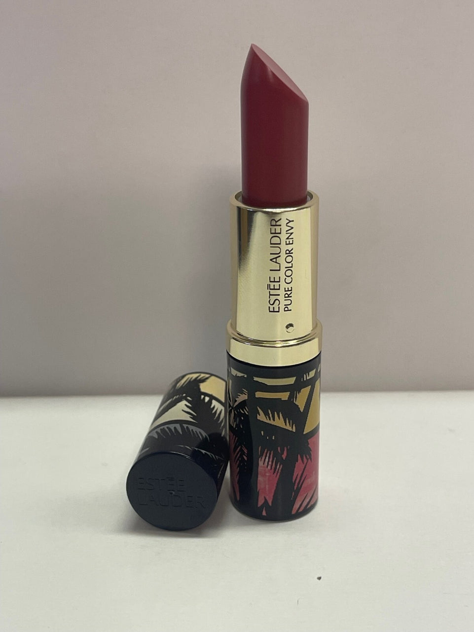 ESTEE LAUDER Pure Color Envy Sculpting Lipstick,420 Rebellious Rose,