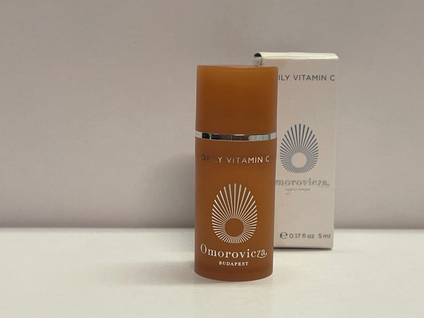 Omorovicza Daily Vitamin C Serum 5 ml boxed travel mini sizes