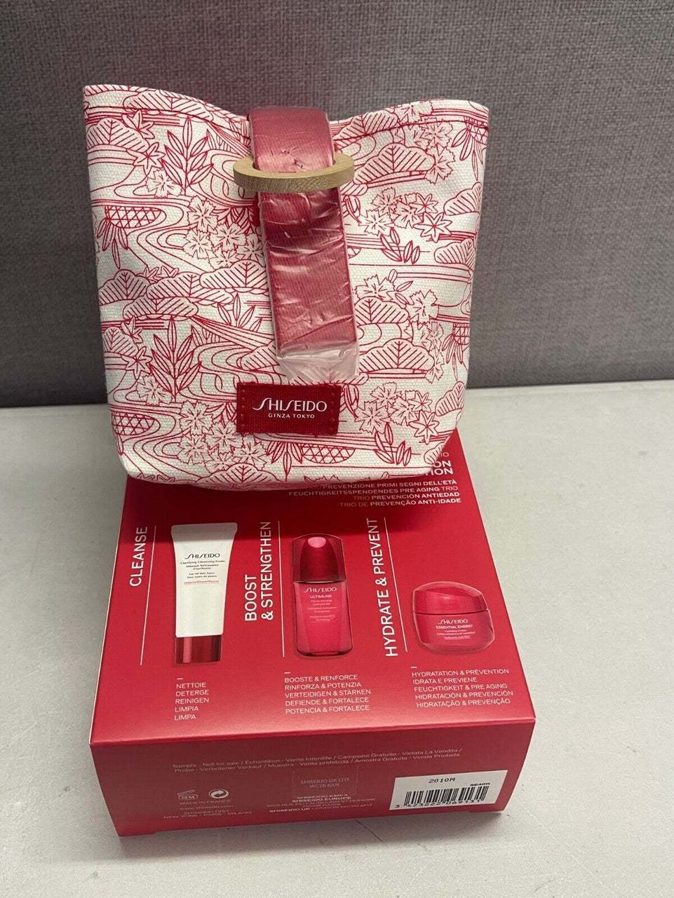 Shiseido age prevention and hydration travel gift set