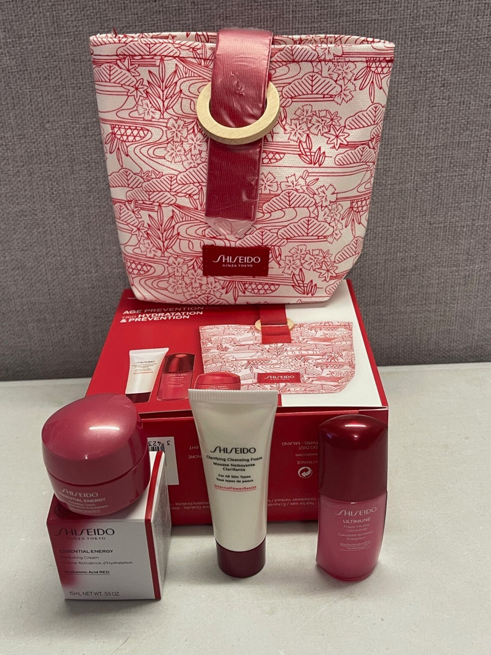 Shiseido age prevention and hydration travel gift set