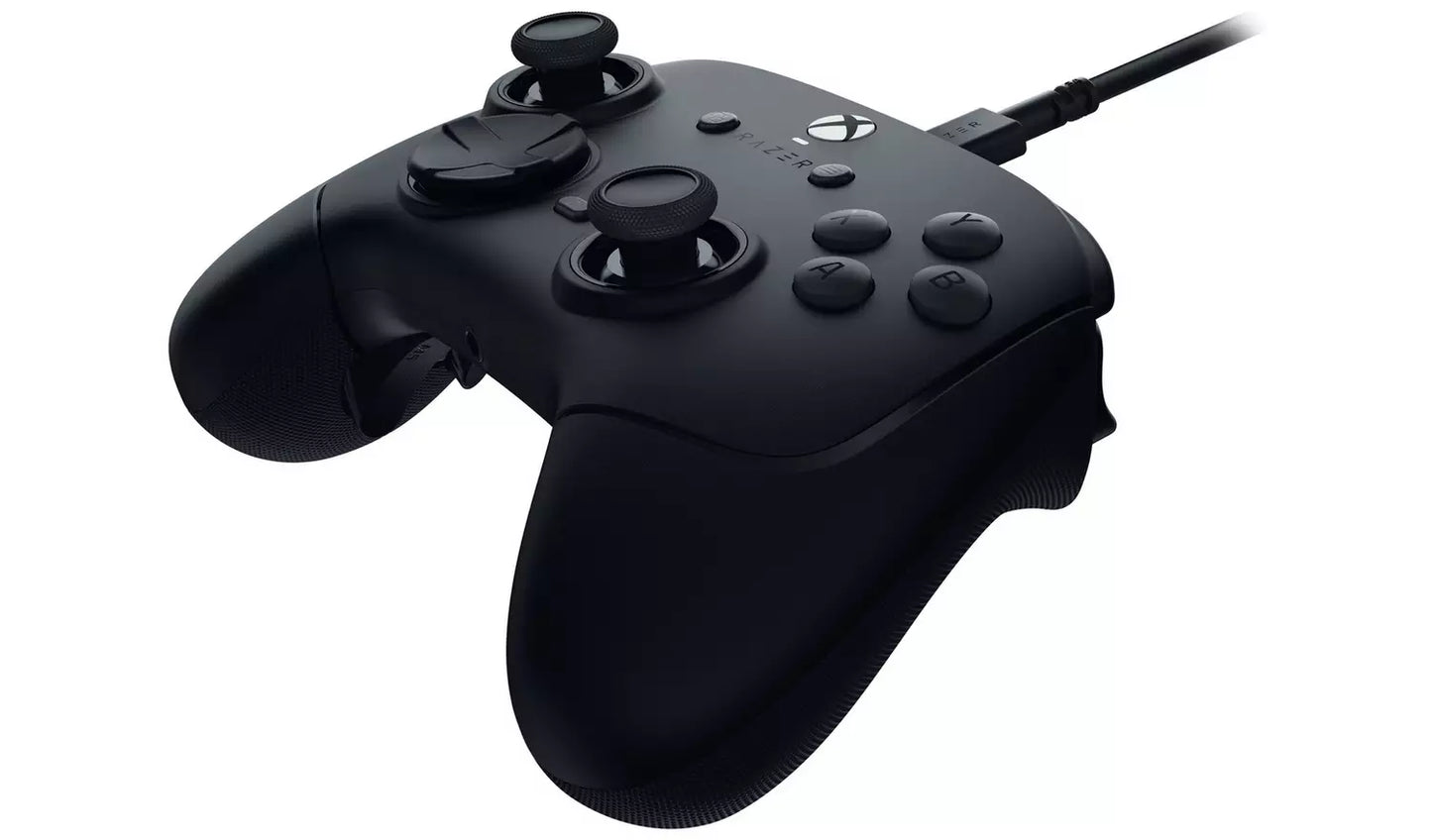 Razer Wolverine V3 Xbox, PC Wired Gaming Controller - Black