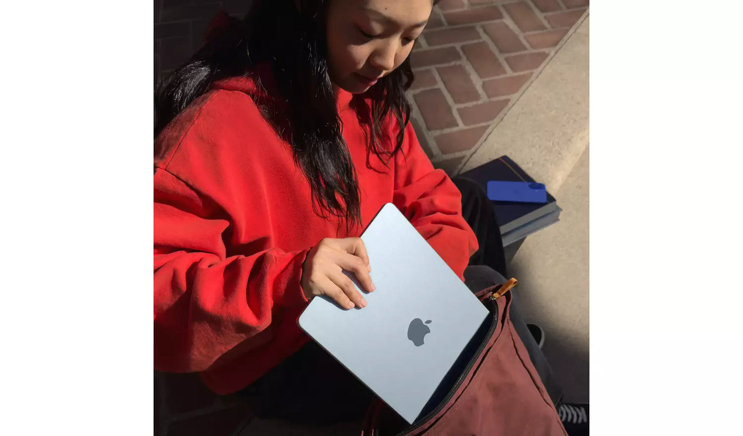 Apple MacBook Air 2025 13.6in M4 16GB 256GB - Sky Blue