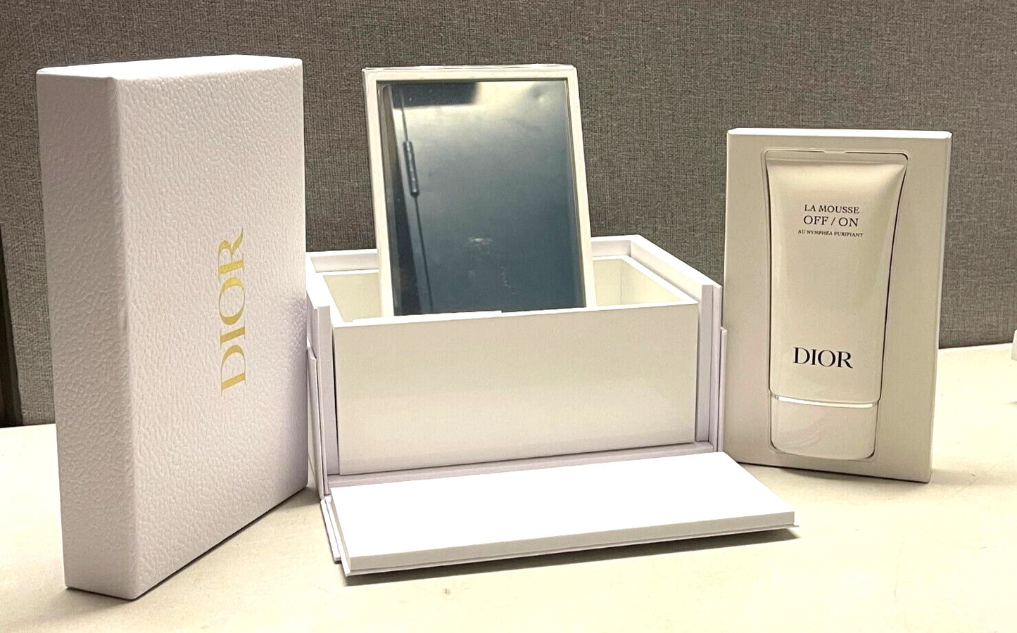 Christian Dior Beautiful White Lacquered Wooden Box With Mirror & Cleanser BNIB