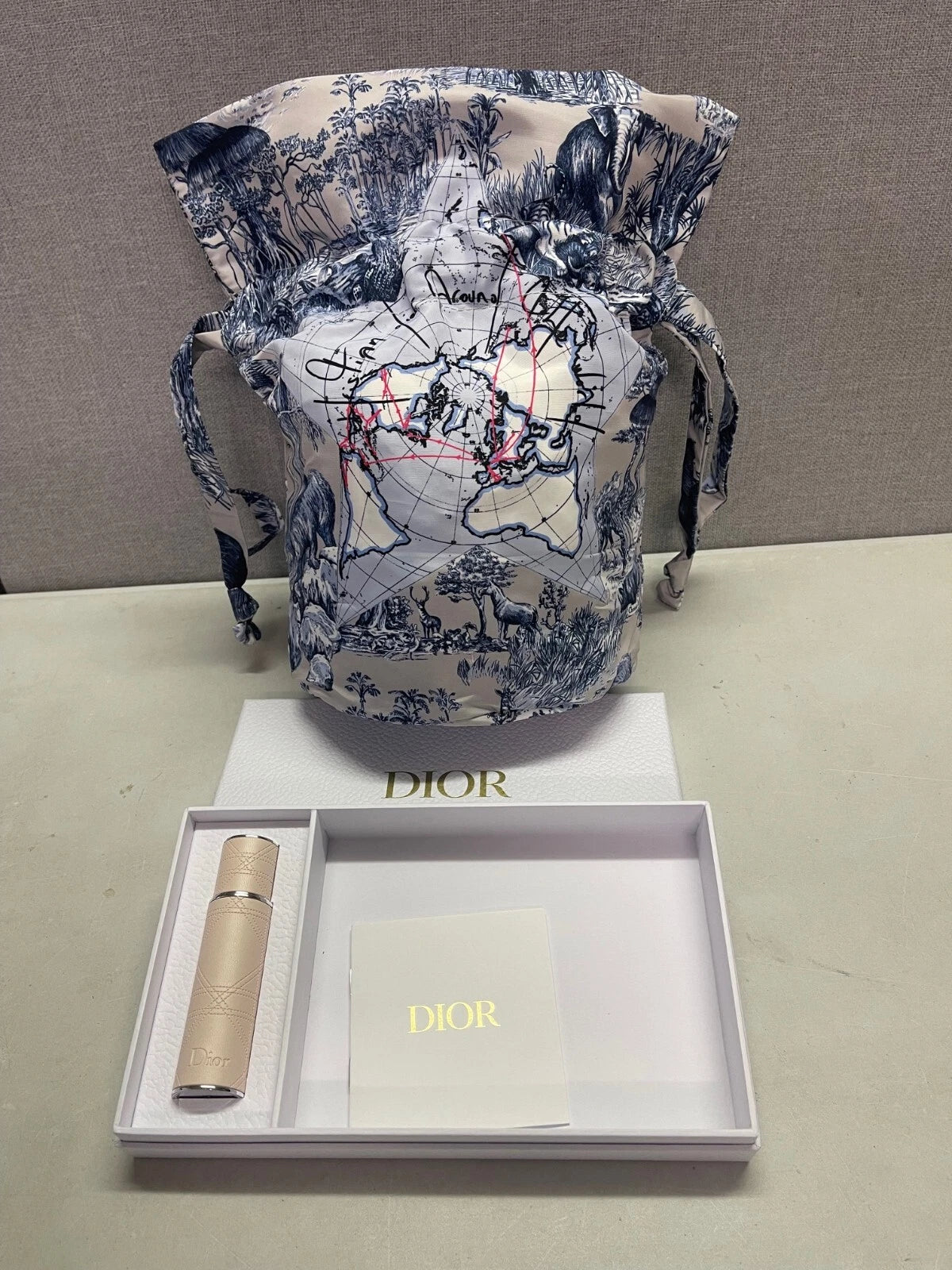 Dior blooming bouquet perfume travel Spray Atomiser 10ml & pouch gift set