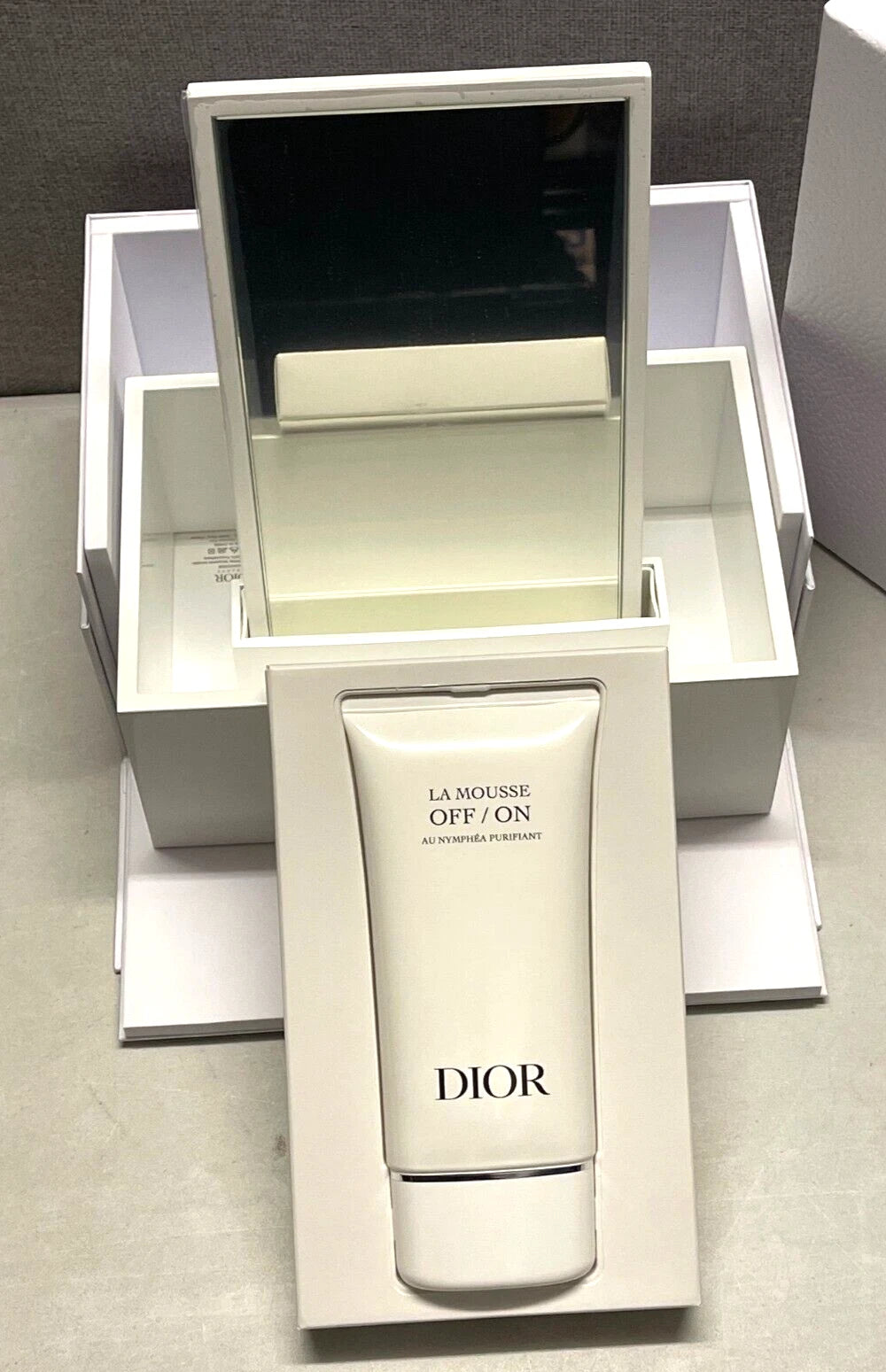 Christian Dior Beautiful White Lacquered Wooden Box With Mirror & Cleanser BNIB